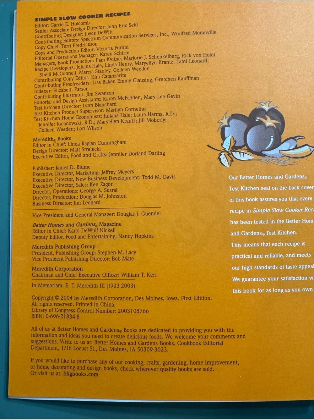Better Homes and Gardens Simple Slow Cooker Recipes - Yellow soft Cover